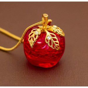 Vintage Intricate Apple Gold Tone Necklace 18 inch - U15